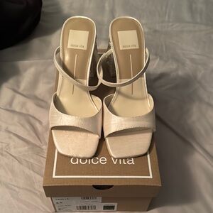 Dolce Vita Women's Jemmy Pearl Heeled Sandals